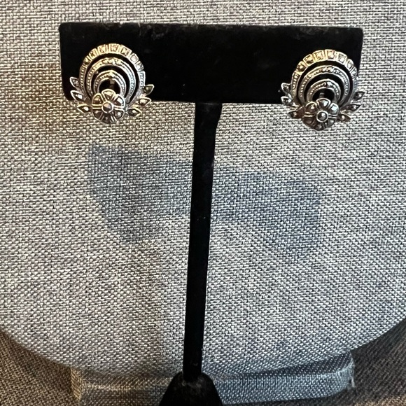 Artisan CNP Earrings Silver German 800 Marcasite Filigree Oxidized Clip-Ons - Picture 8 of 8